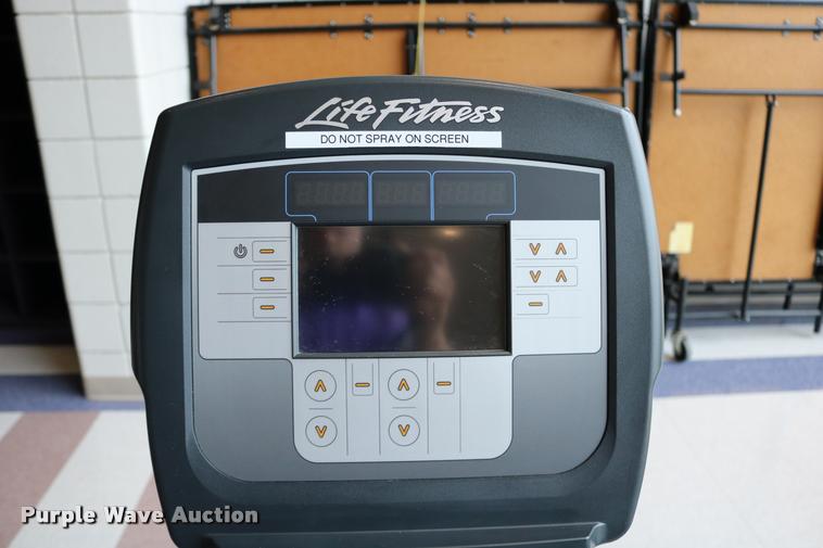 image for item DM9317 Life Fitness 95R recumbent bike
