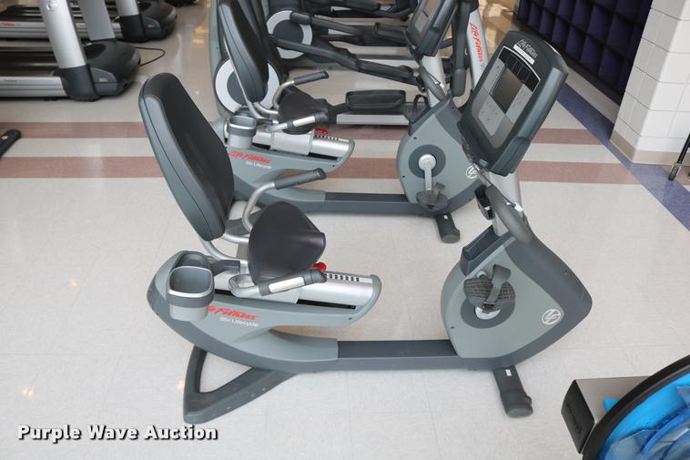 image for item DM9318 Life Fitness 95R recumbent bike