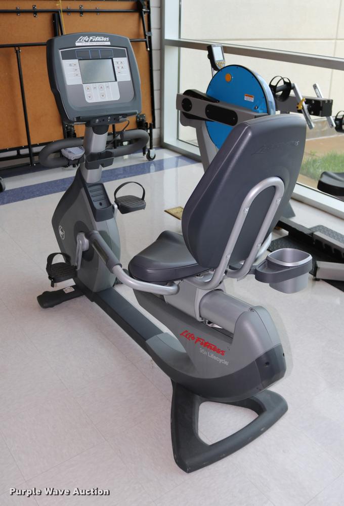 image for item DM9318 Life Fitness 95R recumbent bike