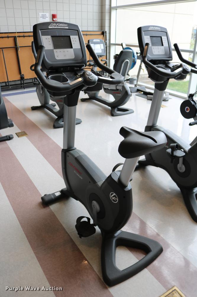 image for item DM9320 Life Fitness 95C stand up bike