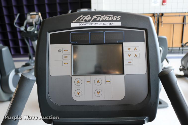 image for item DM9320 Life Fitness 95C stand up bike