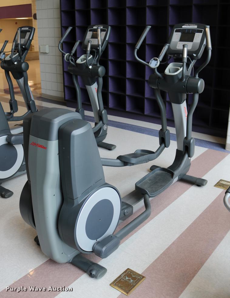 image for item DM9321 Life Fitness 95X elliptical