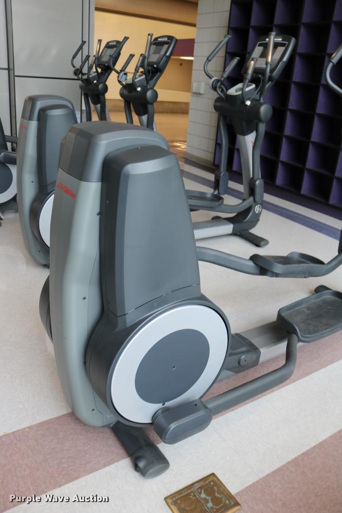 image for item DM9321 Life Fitness 95X elliptical