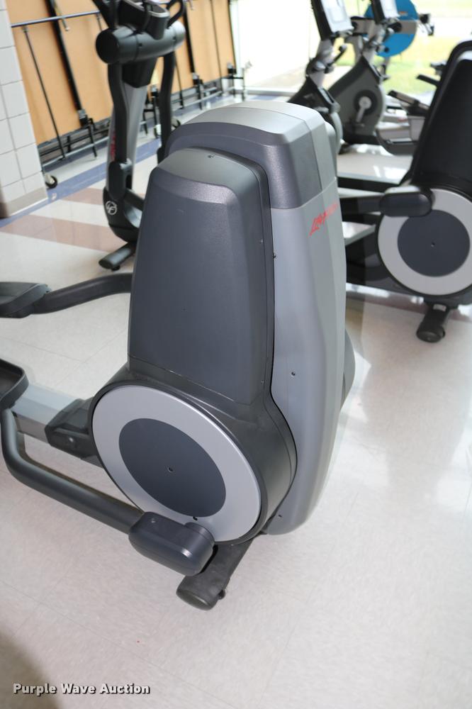 image for item DM9322 Life Fitness 95X elliptical