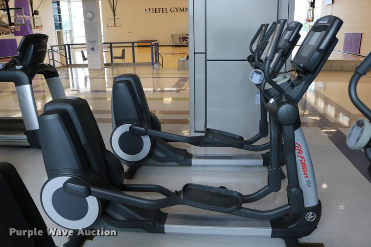 image for item DM9323 Life Fitness 95X elliptical