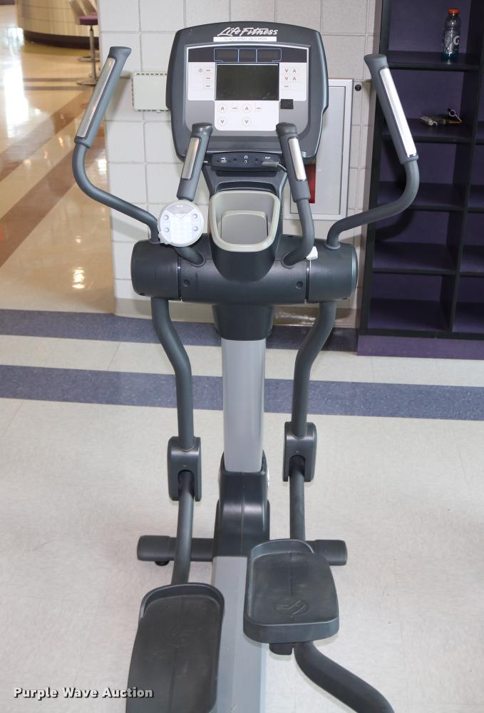 image for item DM9324 Life Fitness 95X elliptical