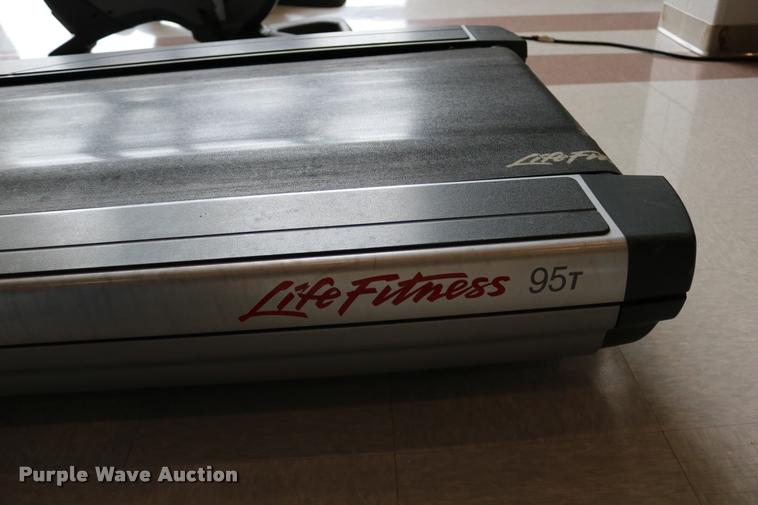 image for item DM9325 Life Fitness Flex Deck 95T treadmill