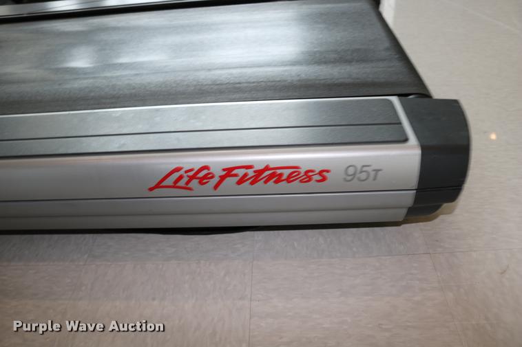 image for item DM9326 Life Fitness Flex Deck 95T treadmill