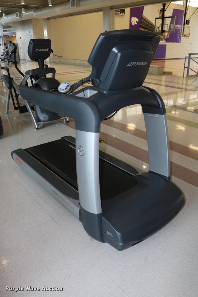 image for item DM9327 Life Fitness Flex Deck 95T treadmill