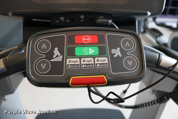 image for item DM9327 Life Fitness Flex Deck 95T treadmill