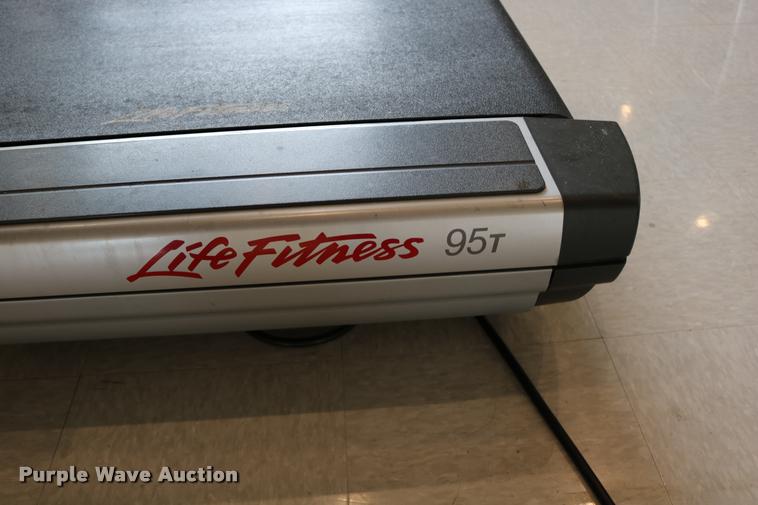 image for item DM9327 Life Fitness Flex Deck 95T treadmill