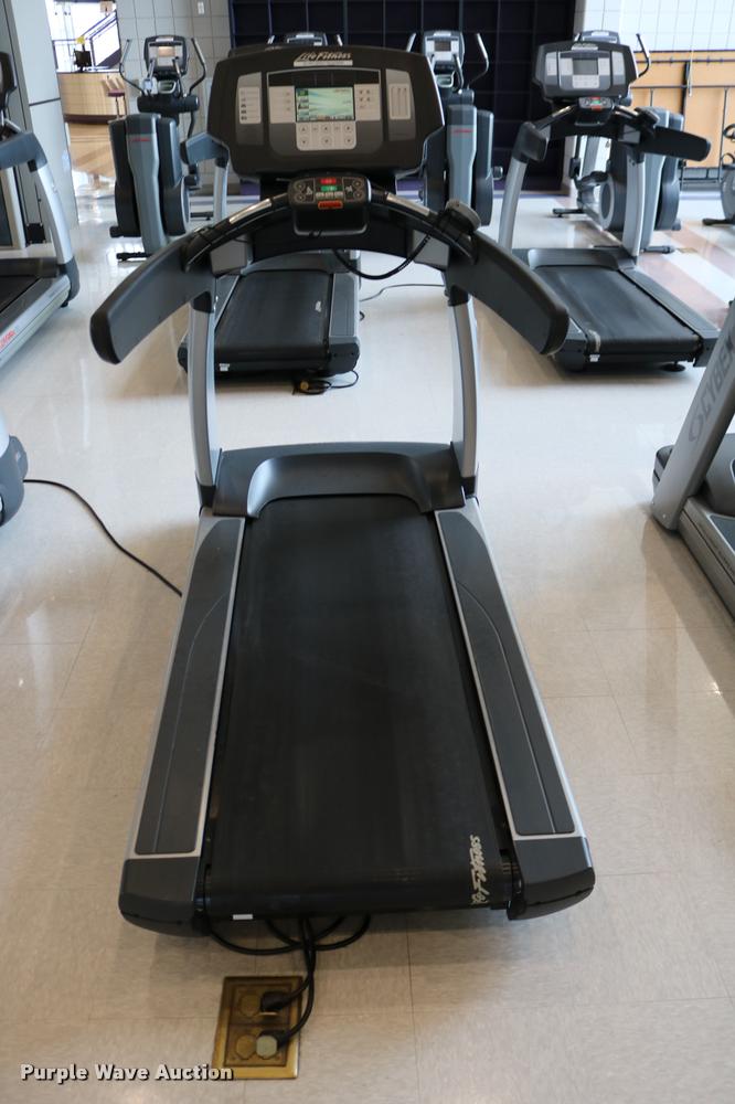 image for item DM9328 Life Fitness Flex Deck 95T treadmill