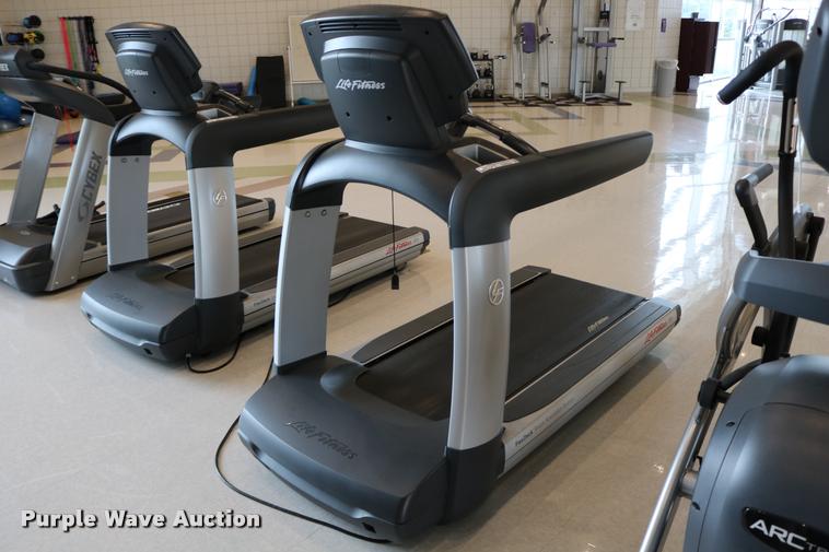 image for item DM9329 Life Fitness Flex Deck 95T treadmill