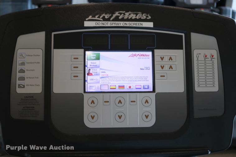 image for item DM9329 Life Fitness Flex Deck 95T treadmill