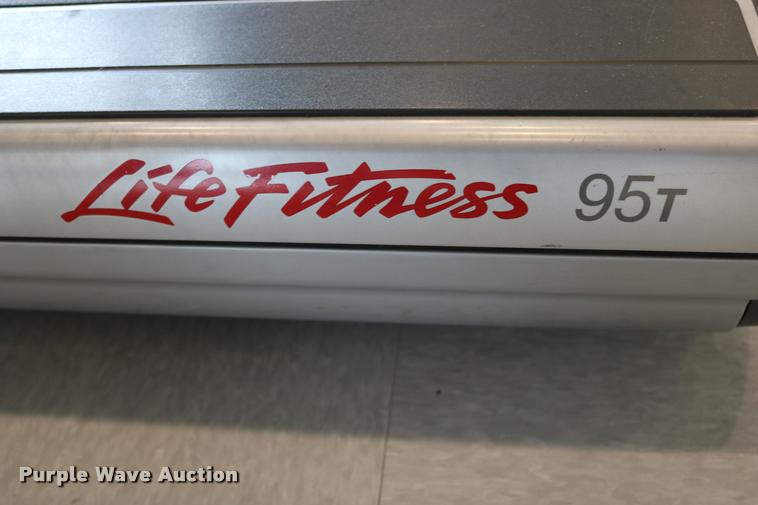 image for item DM9329 Life Fitness Flex Deck 95T treadmill