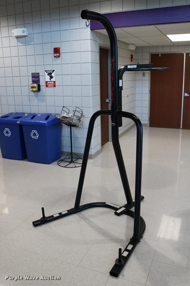 image for item DM9330 Century heavy bag holder