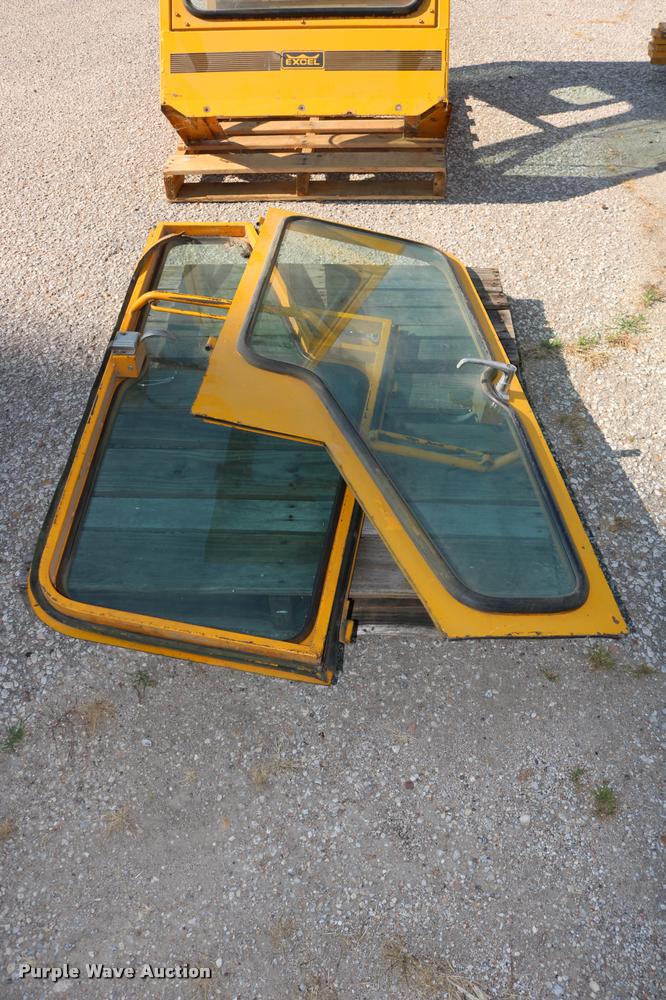 image for item DM9346 Excel Hustler 4600 ZTR lawn mower