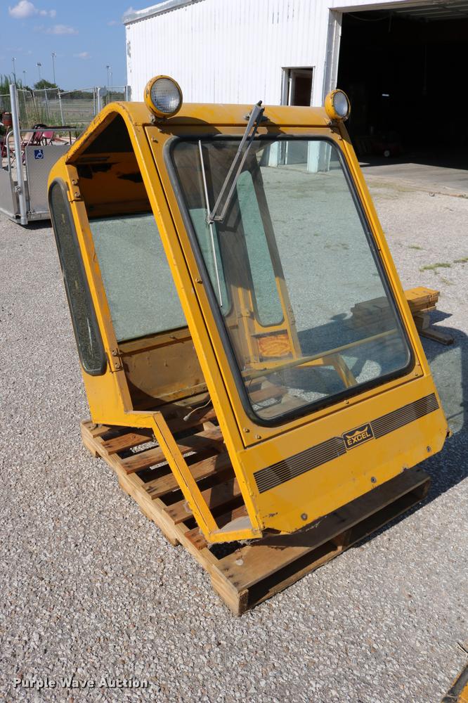 image for item DM9346 Excel Hustler 4600 ZTR lawn mower