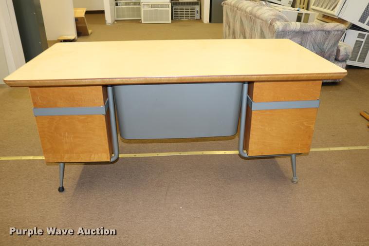 image for item DM9361 (2) desks