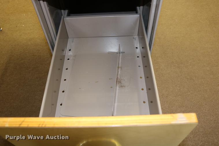 image for item DM9361 (2) desks