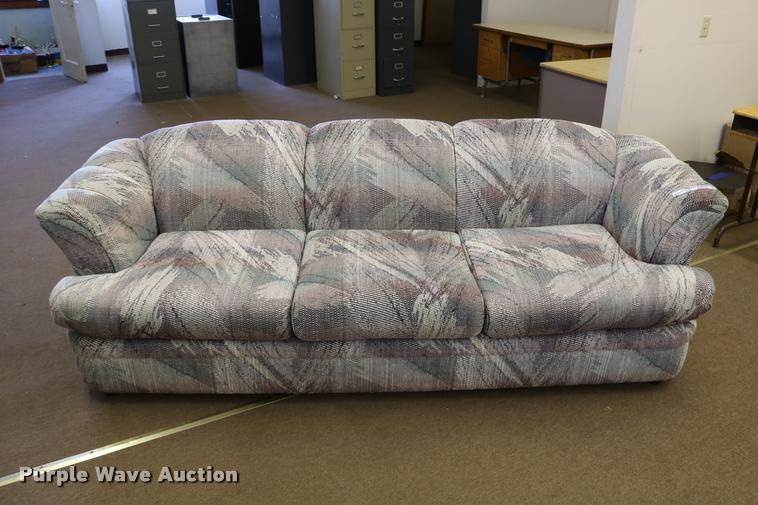 image for item DM9362 Couch