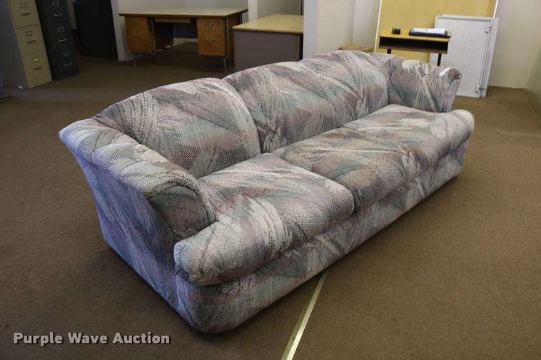 image for item DM9362 Couch