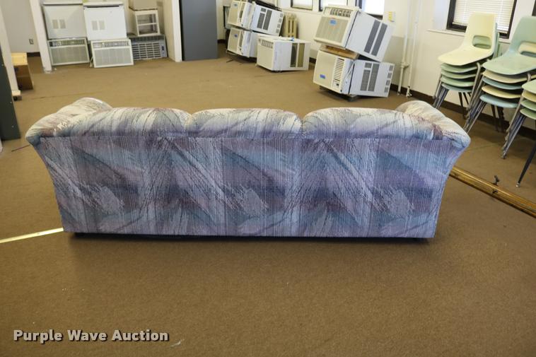 image for item DM9362 Couch
