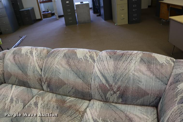 image for item DM9362 Couch