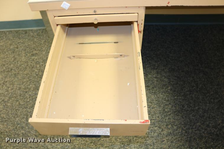 image for item DM9364 Desk