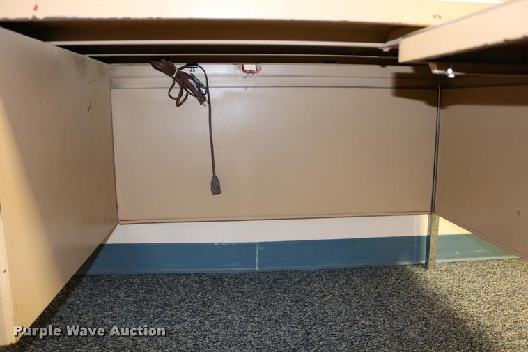 image for item DM9364 Desk