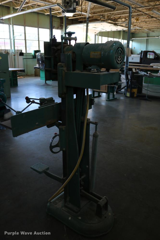 image for item DM9369 Powermatic 15 mortiser