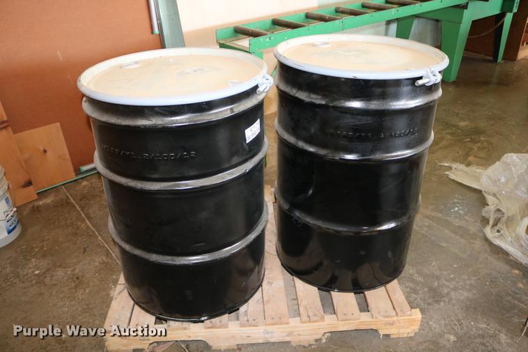 image for item DM9370 (2) barrels of Plexitrac binders