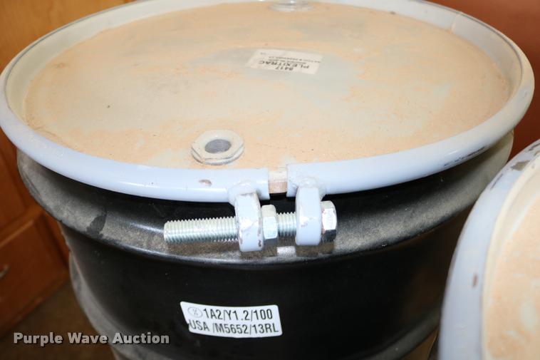 image for item DM9370 (2) barrels of Plexitrac binders