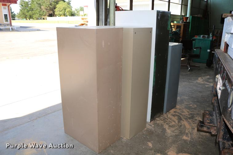 image for item DM9372 (4) metal file cabinets