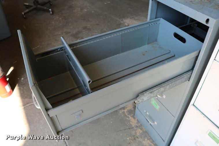 image for item DM9372 (4) metal file cabinets