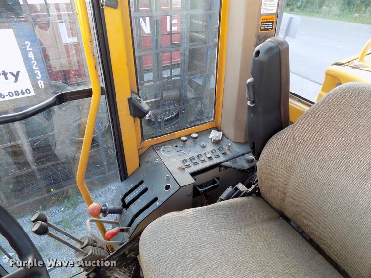 image for item DP9997 1999 John Deere 770CH  motor grader