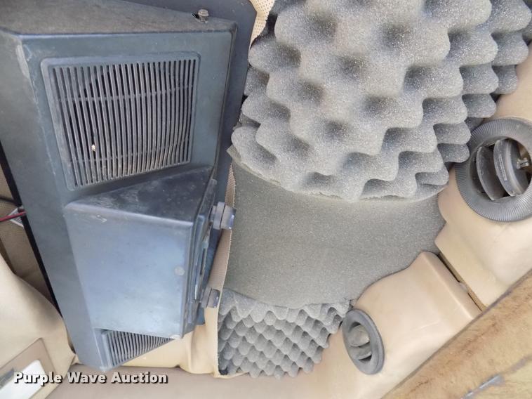 image for item DP9997 1999 John Deere 770CH  motor grader