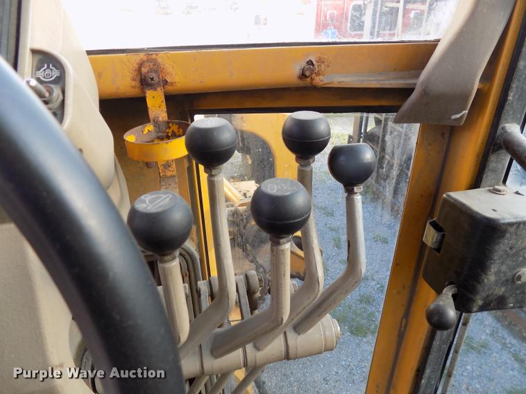 image for item DP9997 1999 John Deere 770CH  motor grader