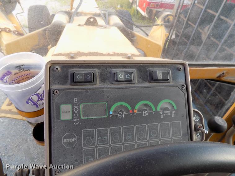 image for item DP9997 1999 John Deere 770CH  motor grader