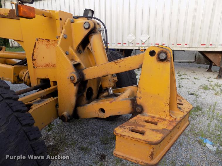 image for item DP9997 1999 John Deere 770CH  motor grader