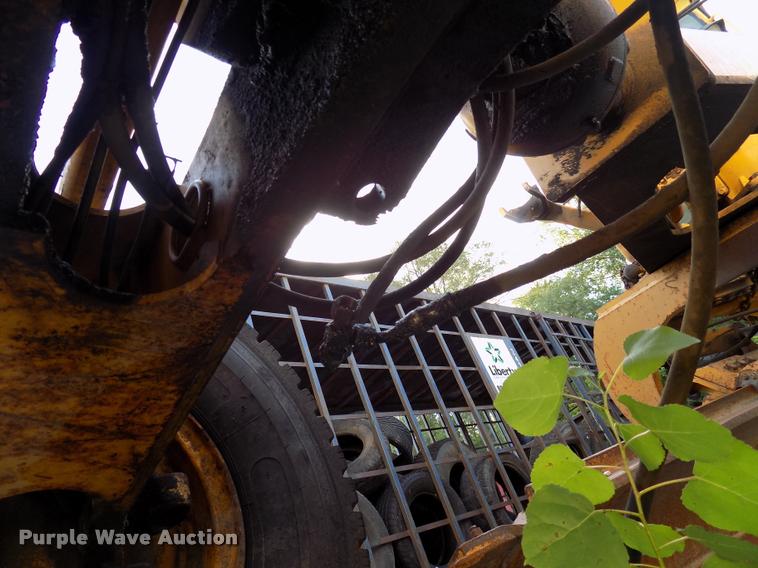 image for item DP9997 1999 John Deere 770CH  motor grader