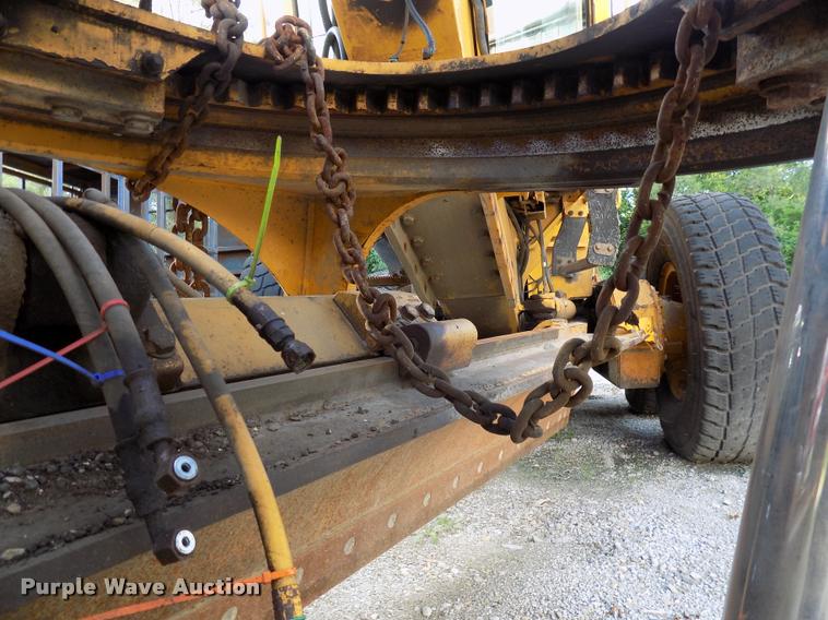 image for item DP9997 1999 John Deere 770CH  motor grader