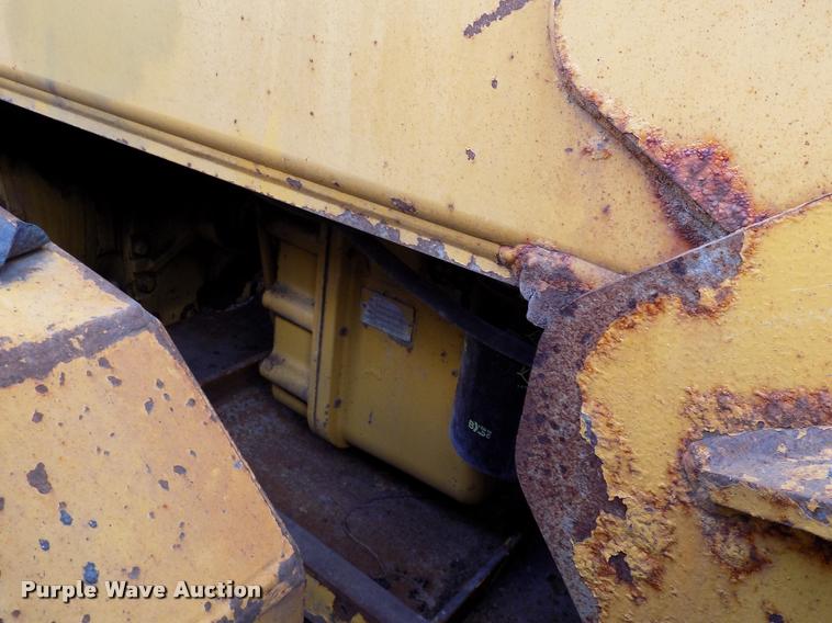 image for item DP9997 1999 John Deere 770CH  motor grader