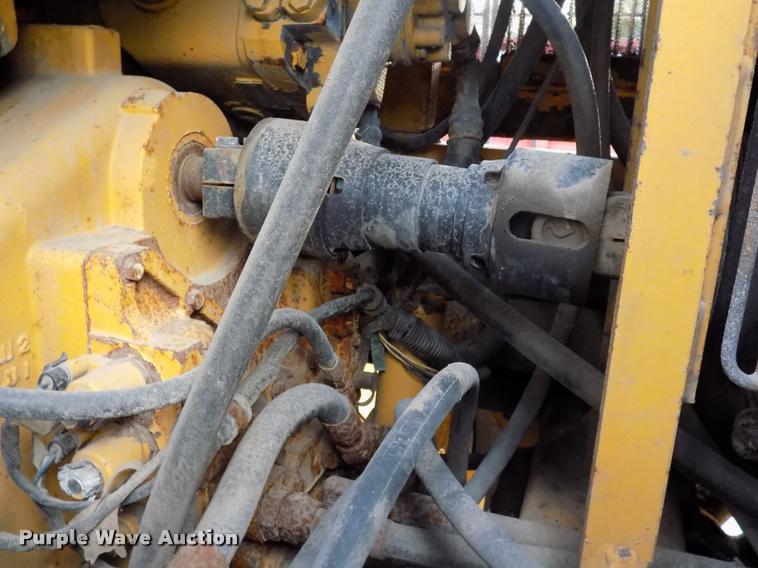 image for item DP9997 1999 John Deere 770CH  motor grader