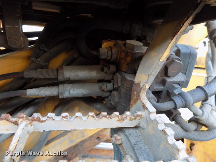 image for item DP9997 1999 John Deere 770CH  motor grader