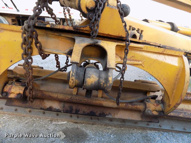 image for item DP9997 1999 John Deere 770CH  motor grader