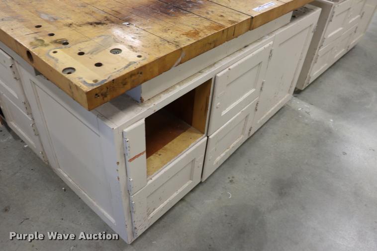 image for item DQ9399 Wood work table