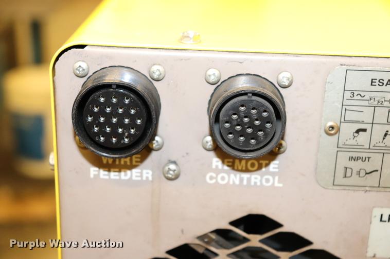 image for item DQ9402 Esab mig welder