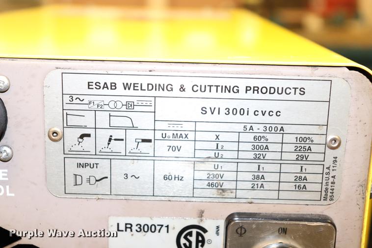 image for item DQ9402 Esab mig welder