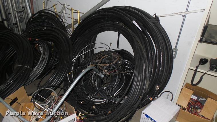 image for item DR9277 Antennas and feedline